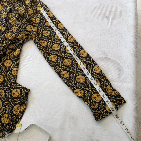 Zara Women's Size S Black/Gold Floral Pattern Shirt V-Neck 1/2 Button-Down Top - Picture 9 of 16